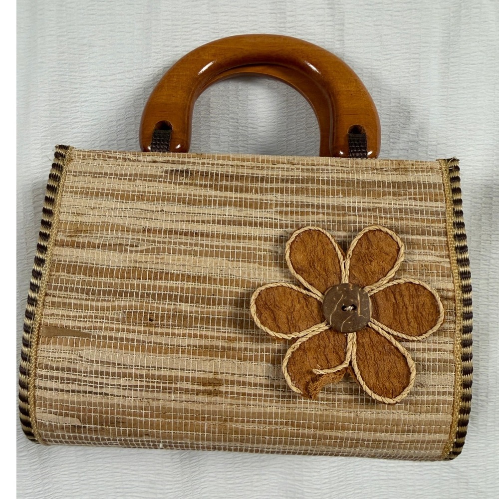 Vintage Woven Straw Handbag Wood Handle Flower Detail Boho Summer Bag Tan Brown